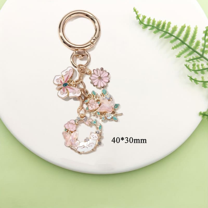 Diamond Cat Enamel Keychain (3)